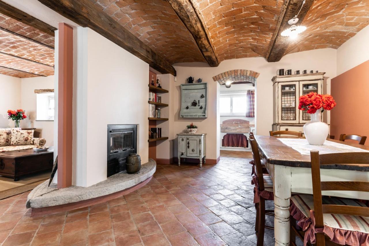 קוסטיליולה ד'אסטי Villa Annunziata מראה חיצוני תמונה